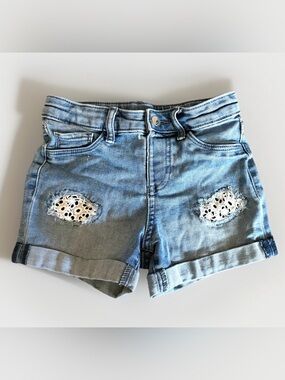 Jumping Beans Crochet Distressed Denim Shorts Size 6 🌼